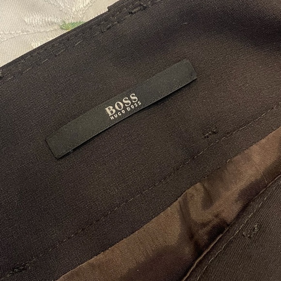 HUGO BOSS SKIRT - Picture 2 of 4